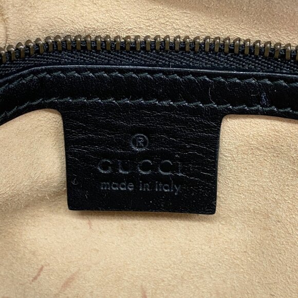 GUCCI Black Leather GG Marmont Shoulder Bag - Picture 5 of 16